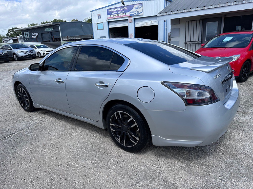 2014 Nissan Maxima Image 4