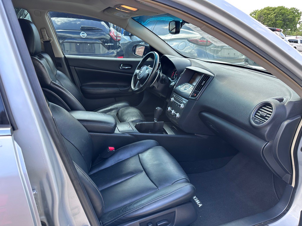 2014 Nissan Maxima Image 8
