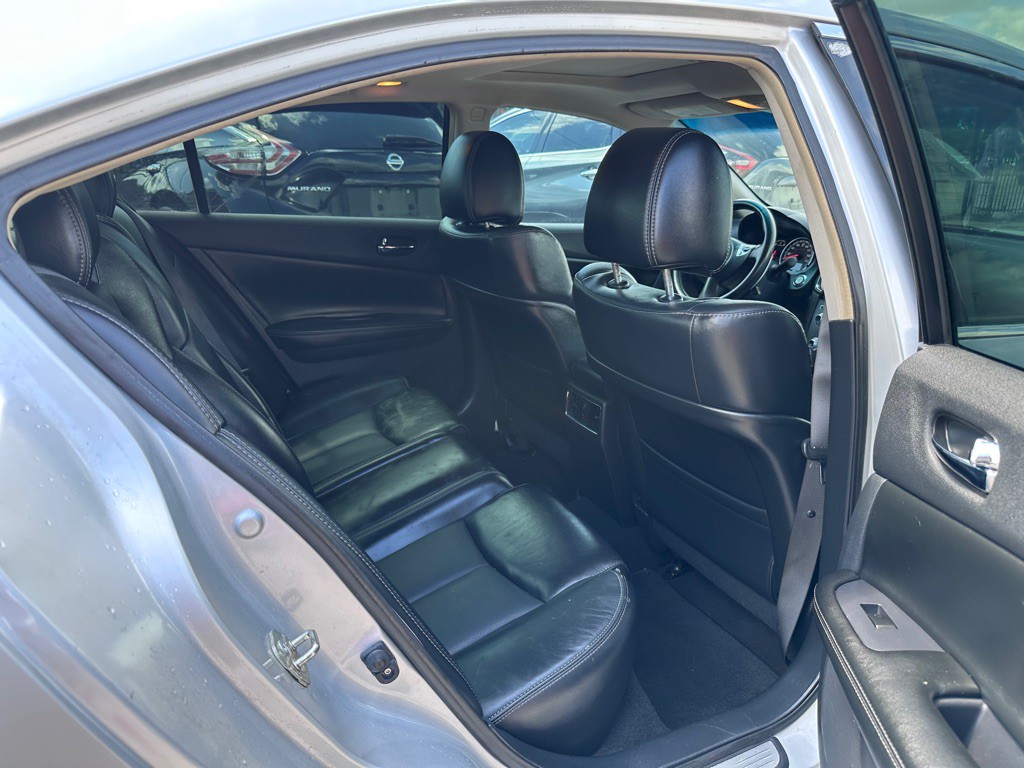 2014 Nissan Maxima Image 11