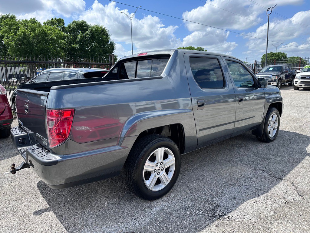 2010 Honda Ridgeline Image 3