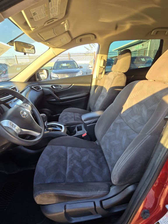 2015 Nissan Rogue Image 8