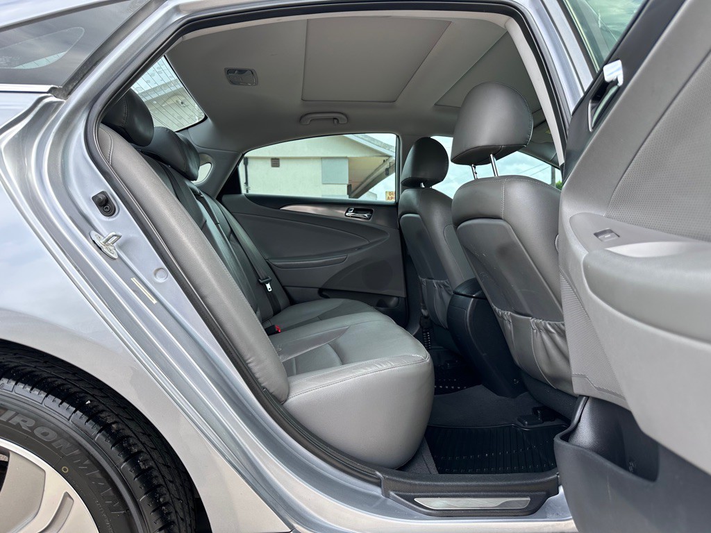 2015 Hyundai Sonata Image 12