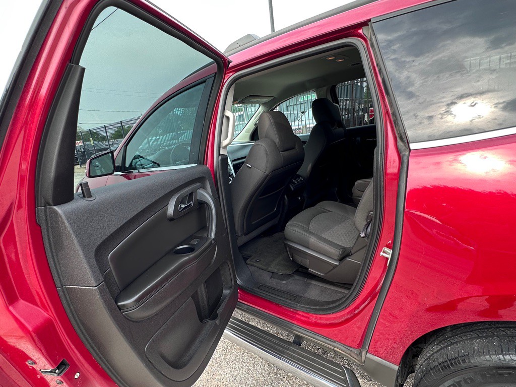 2012 Chevrolet Traverse Image 13