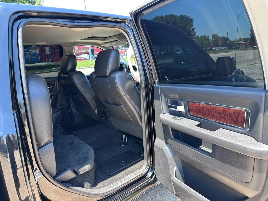 2012 Dodge Ram 1500 Image 11