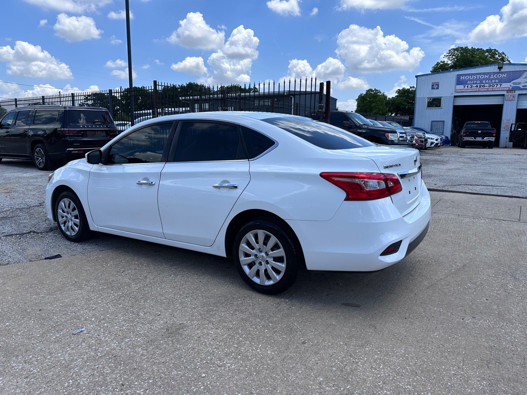 2017 Nissan Sentra Image 4