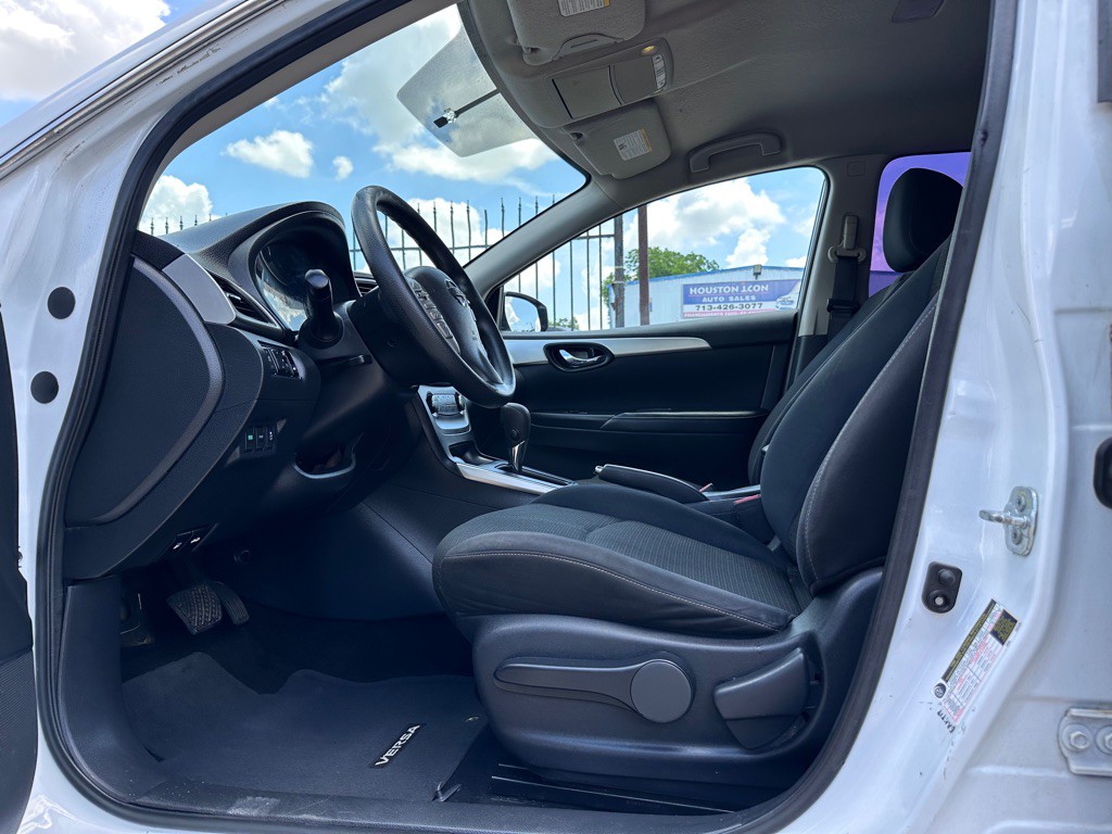 2017 Nissan Sentra Image 7