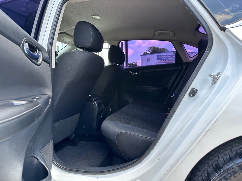 2017 Nissan Sentra Image 13
