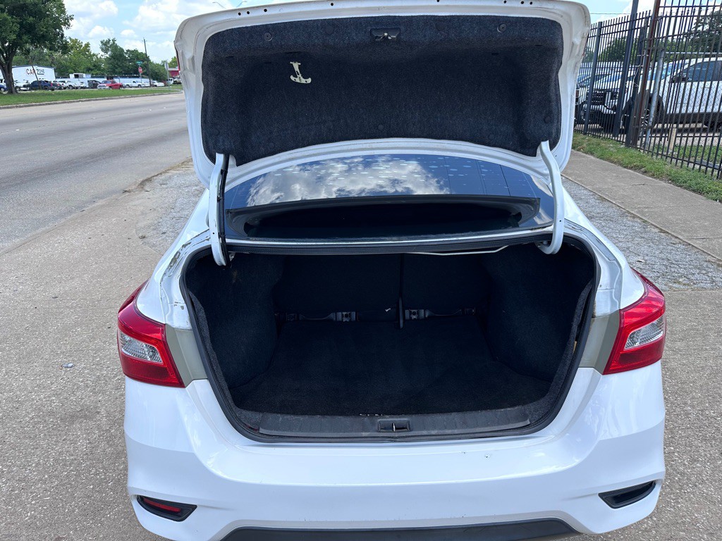 2017 Nissan Sentra Image 15