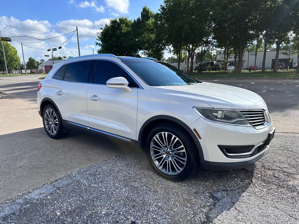 2016 Lincoln MKX Image 2