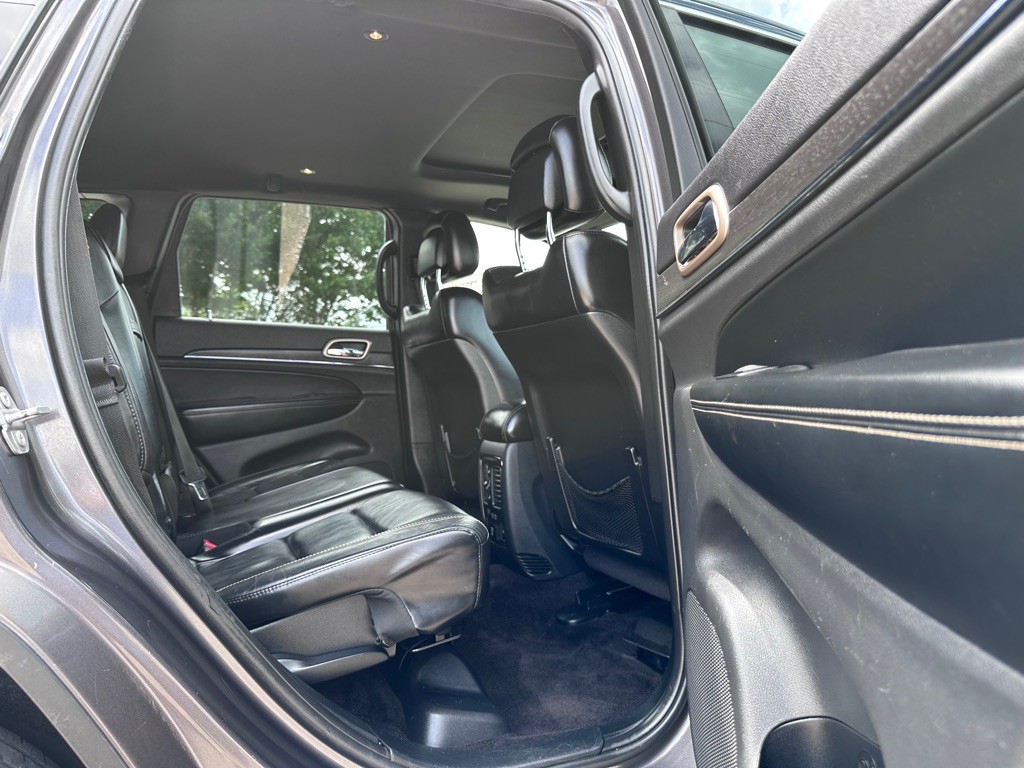2017 Jeep Grand Cherokee Image 14