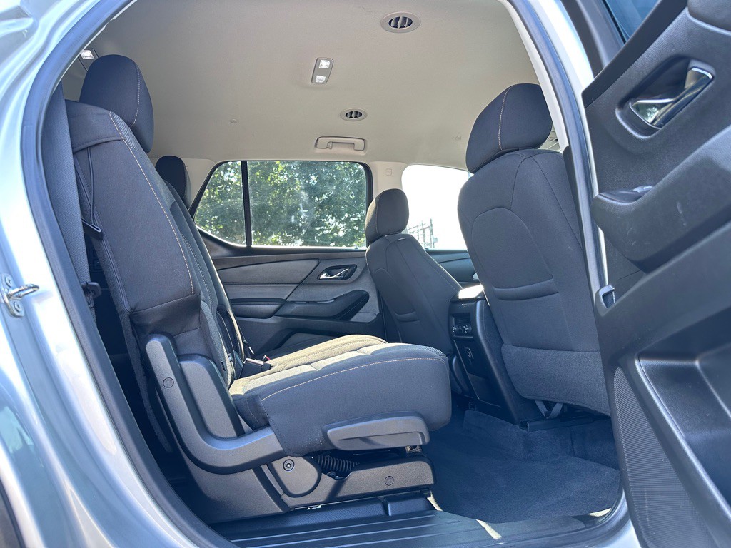 2020 Chevrolet Traverse Image 12