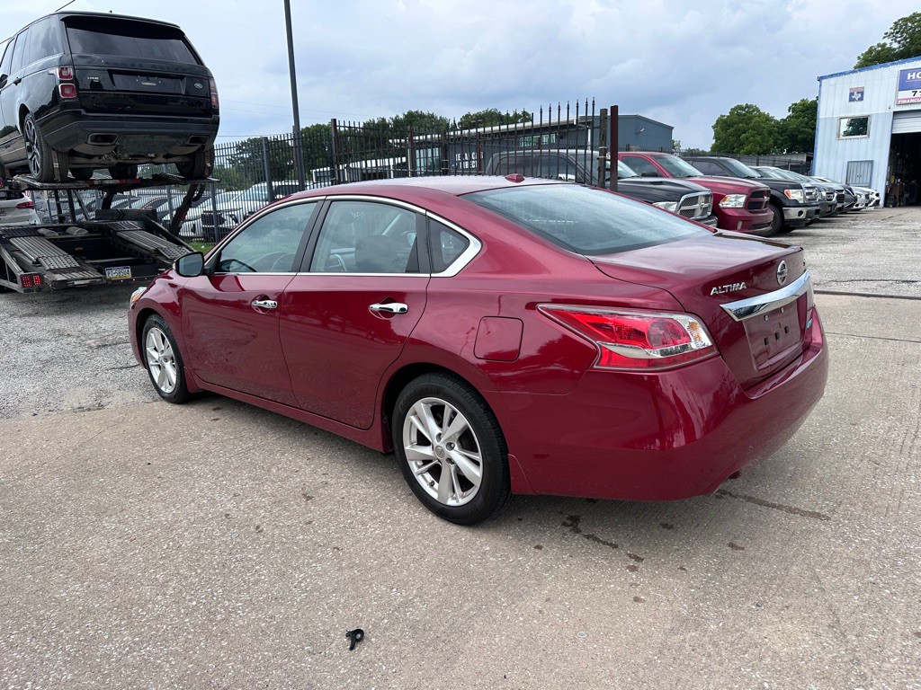 2013 Nissan Altima Image 4