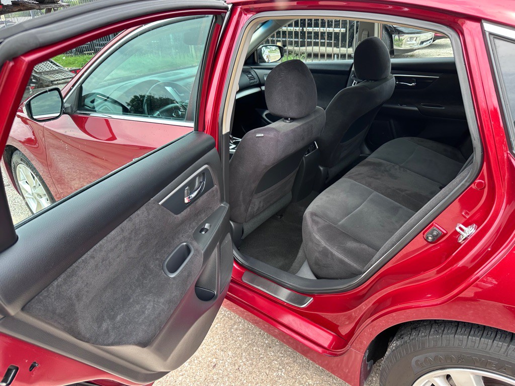 2013 Nissan Altima Image 11