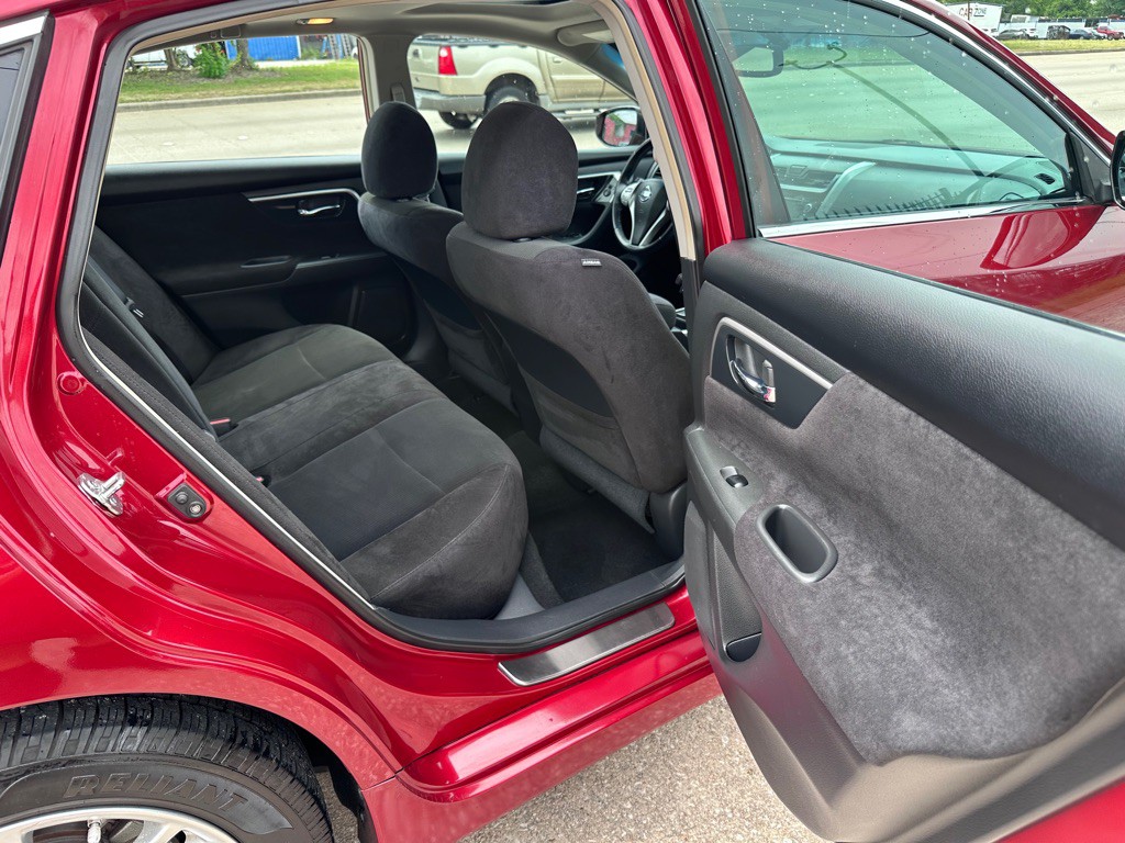 2013 Nissan Altima Image 13