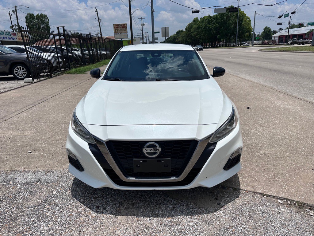 2022 Nissan Altima Image 5
