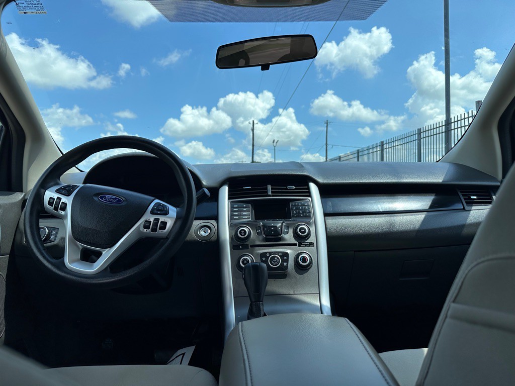2014 Ford Edge Image 11