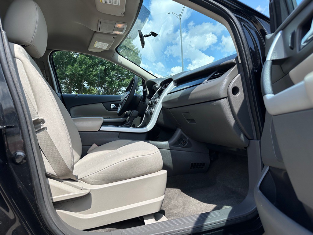 2014 Ford Edge Image 12