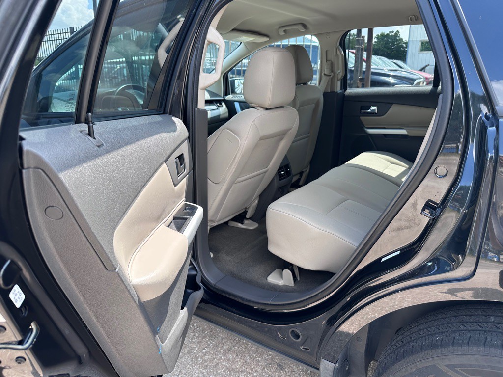2014 Ford Edge Image 13