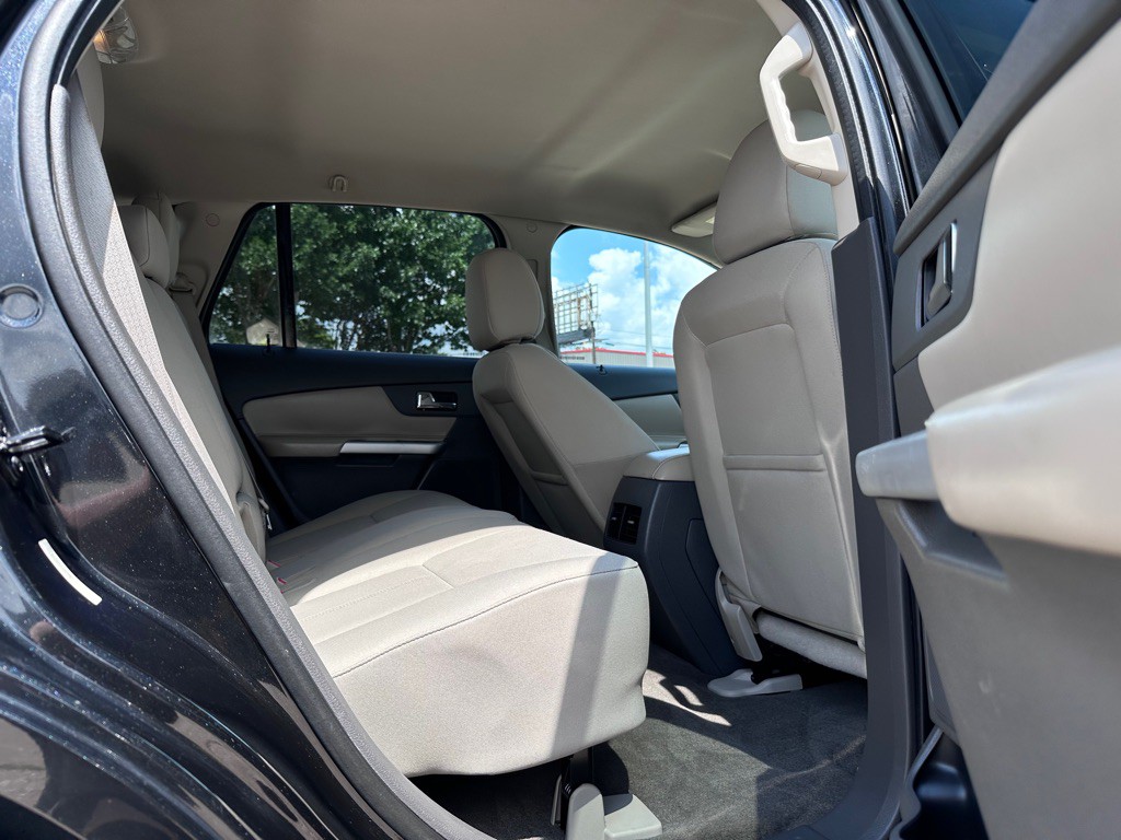 2014 Ford Edge Image 16