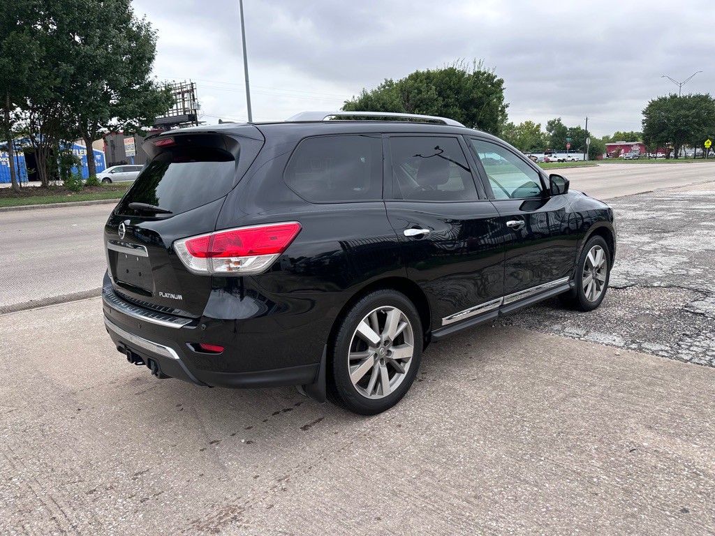 2015 Nissan Pathfinder Image 3