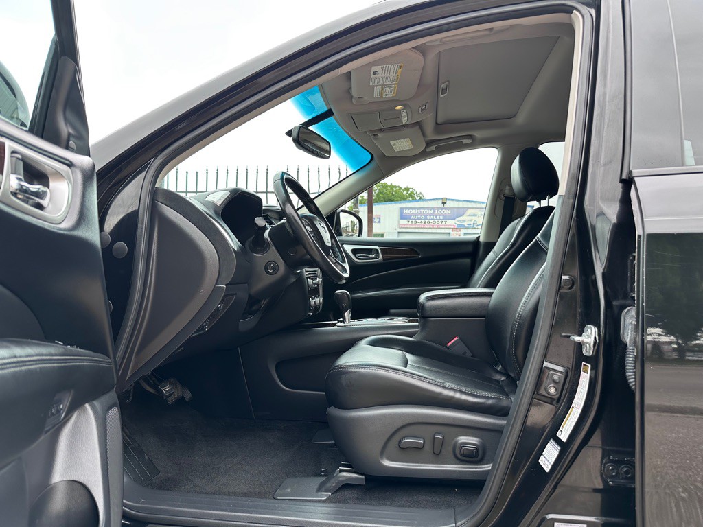 2015 Nissan Pathfinder Image 8
