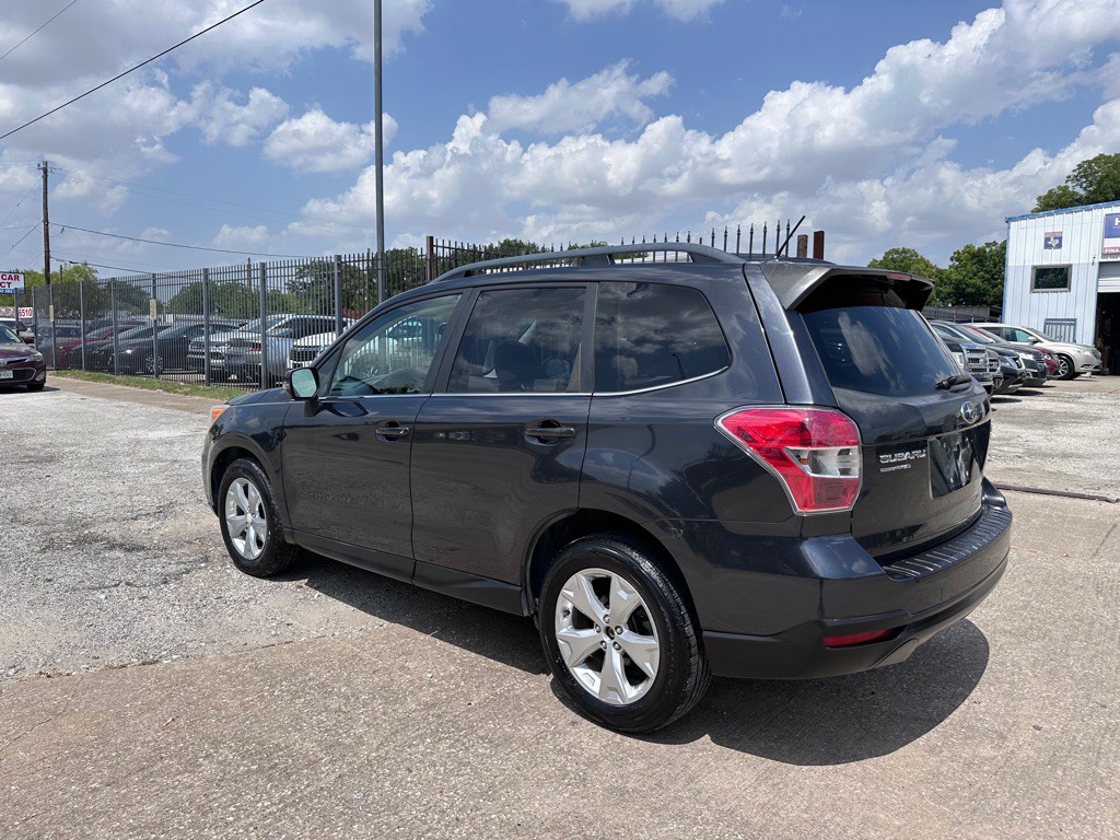 2014 Subaru Forester Image 4