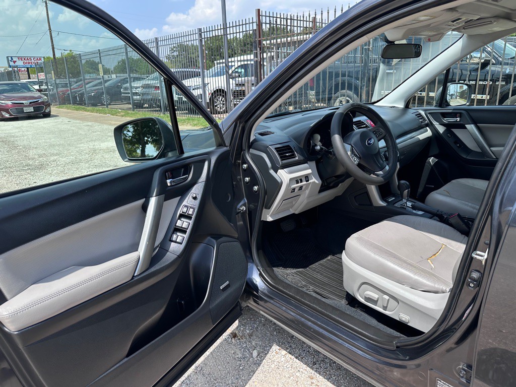 2014 Subaru Forester Image 7