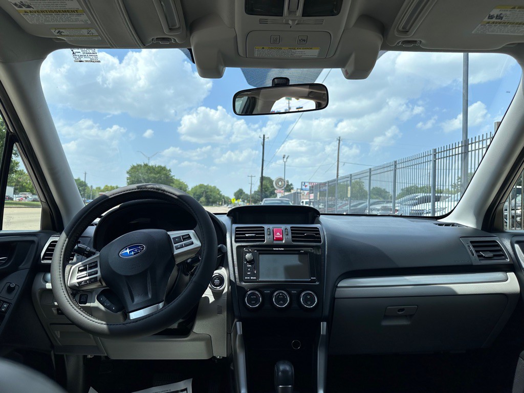 2014 Subaru Forester Image 17
