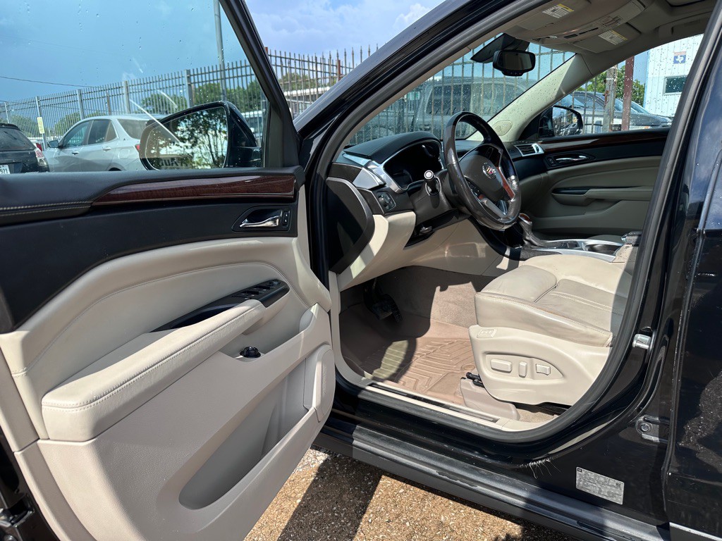 2013 Cadillac SRX Image 28