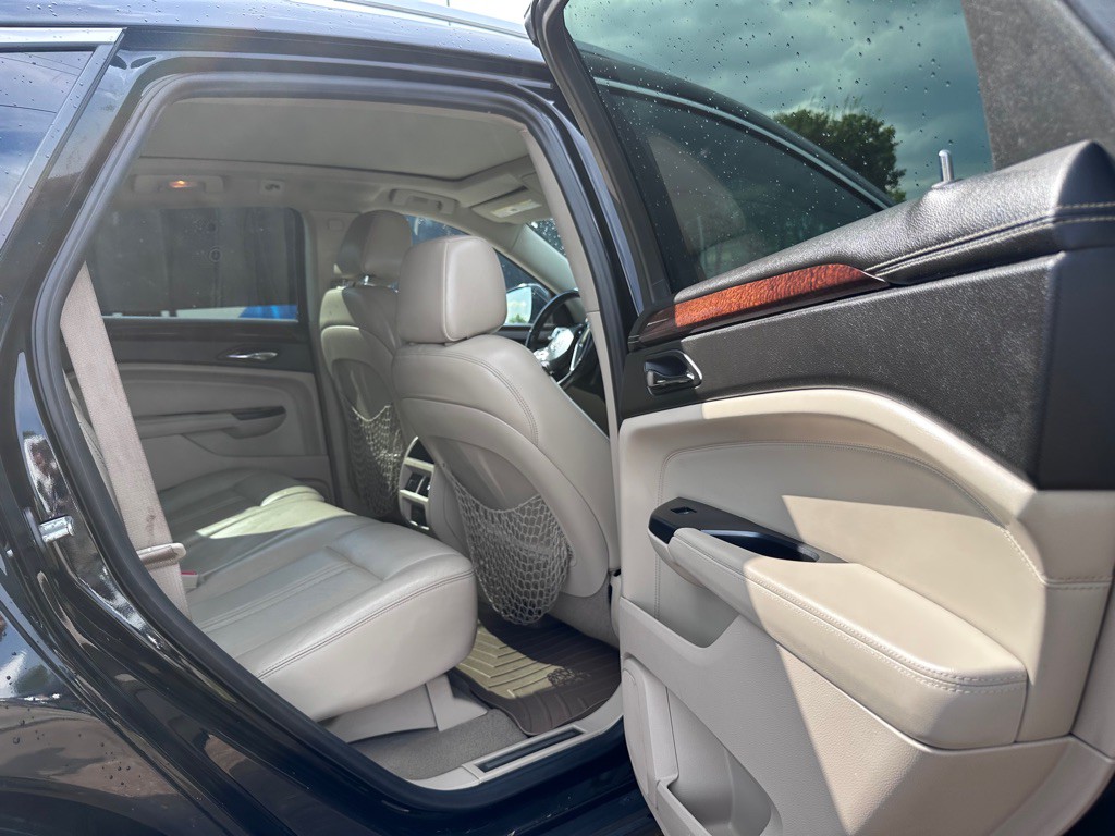 2013 Cadillac SRX Image 30