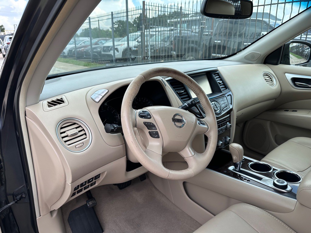 2013 Nissan Pathfinder Image 9