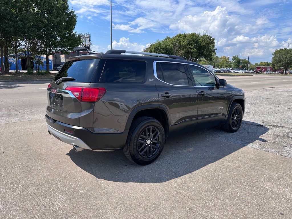 2019 GMC Acadia Image 3