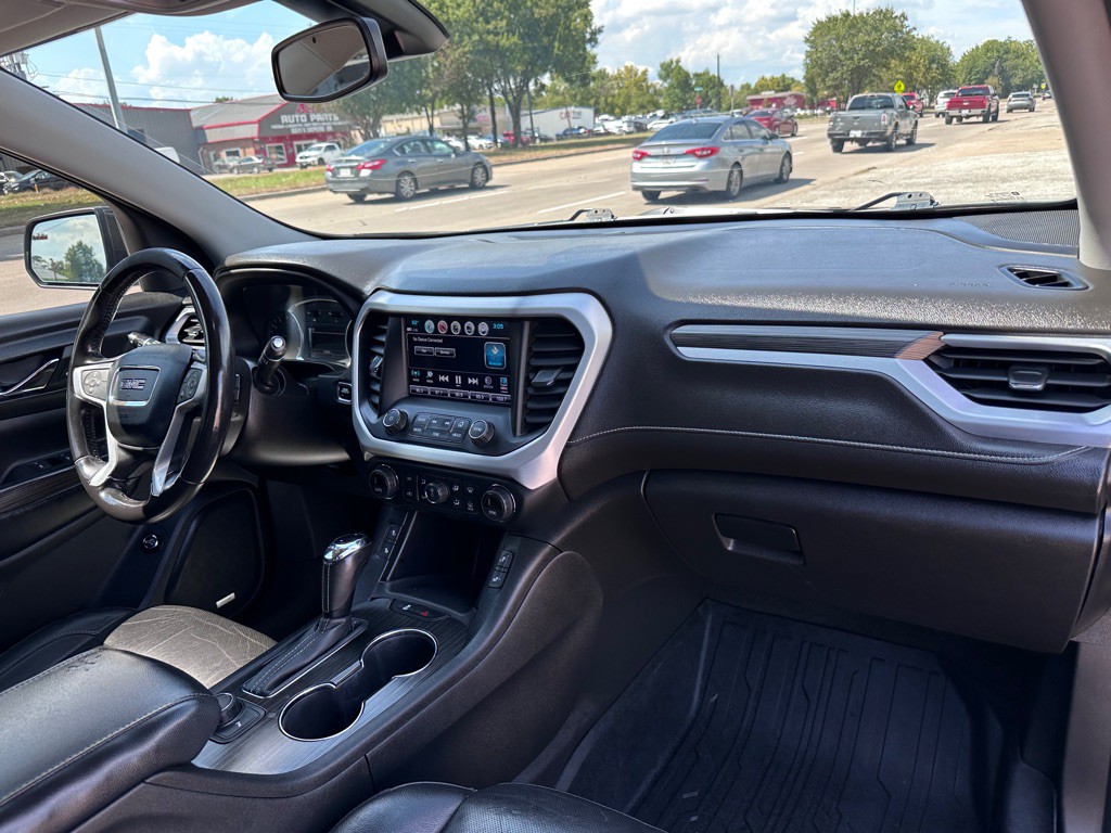 2019 GMC Acadia Image 9