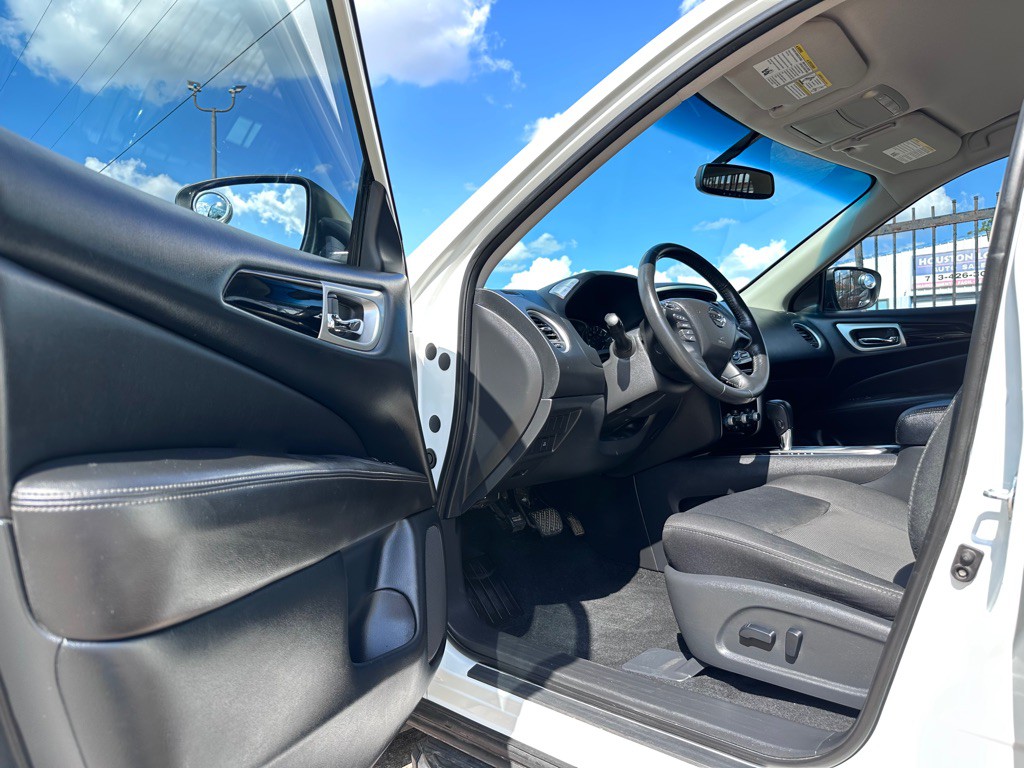 2018 Nissan Pathfinder Image 7