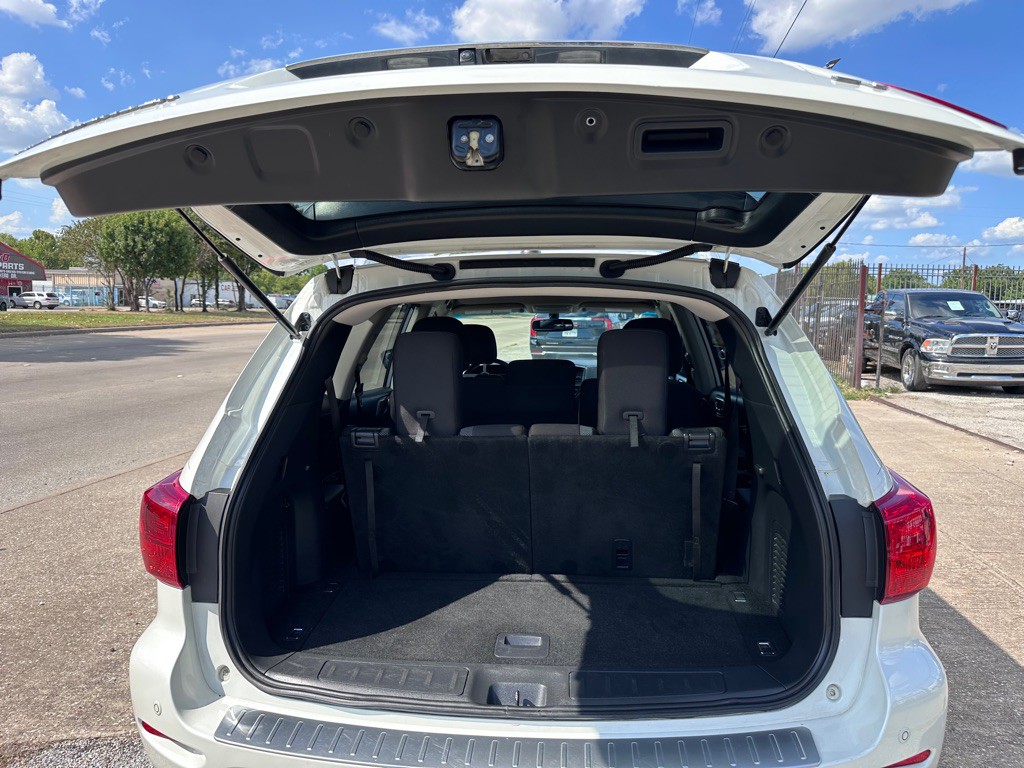 2018 Nissan Pathfinder Image 15