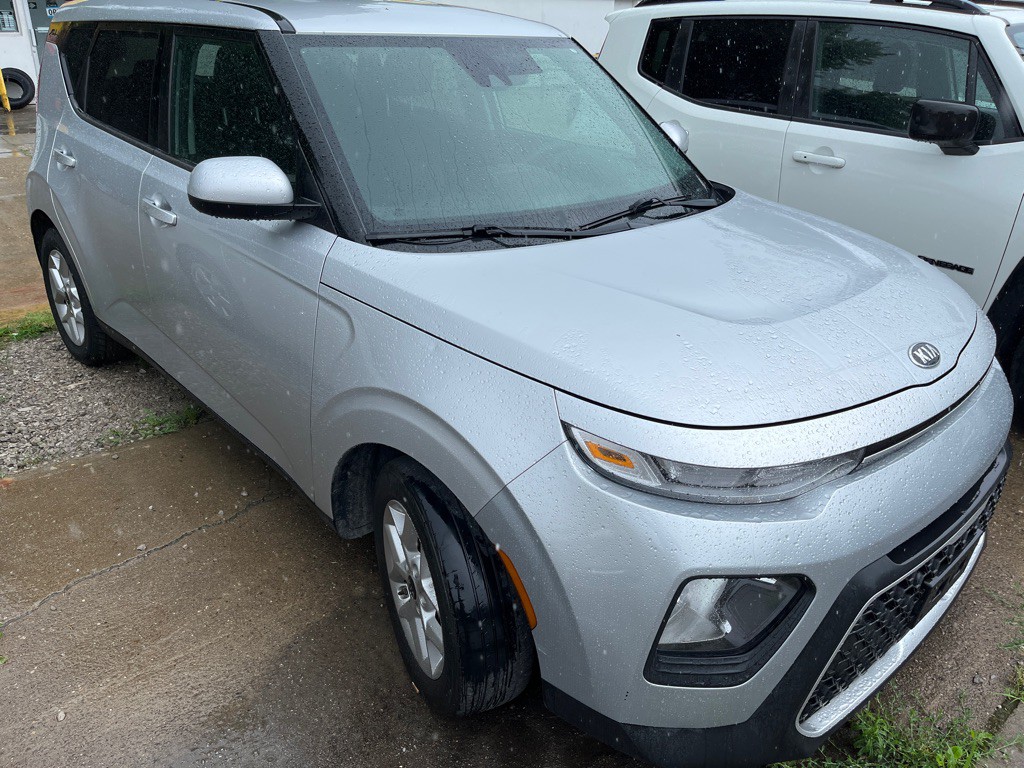 2021 Kia Soul Image 2