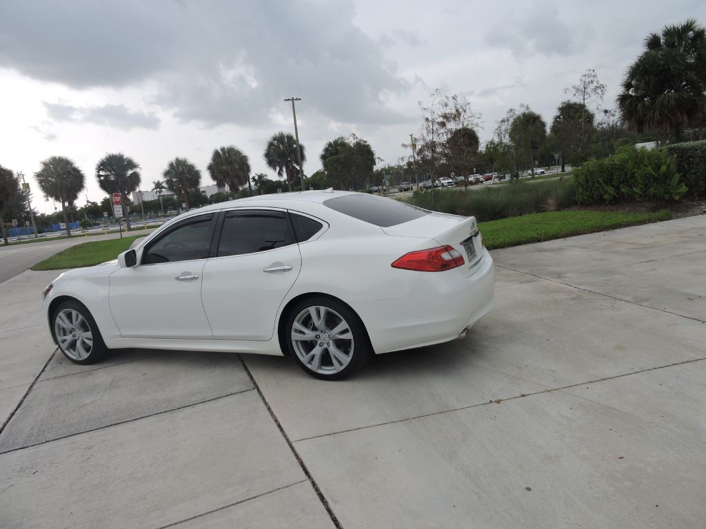 2012 INFINITI M37 Image 4