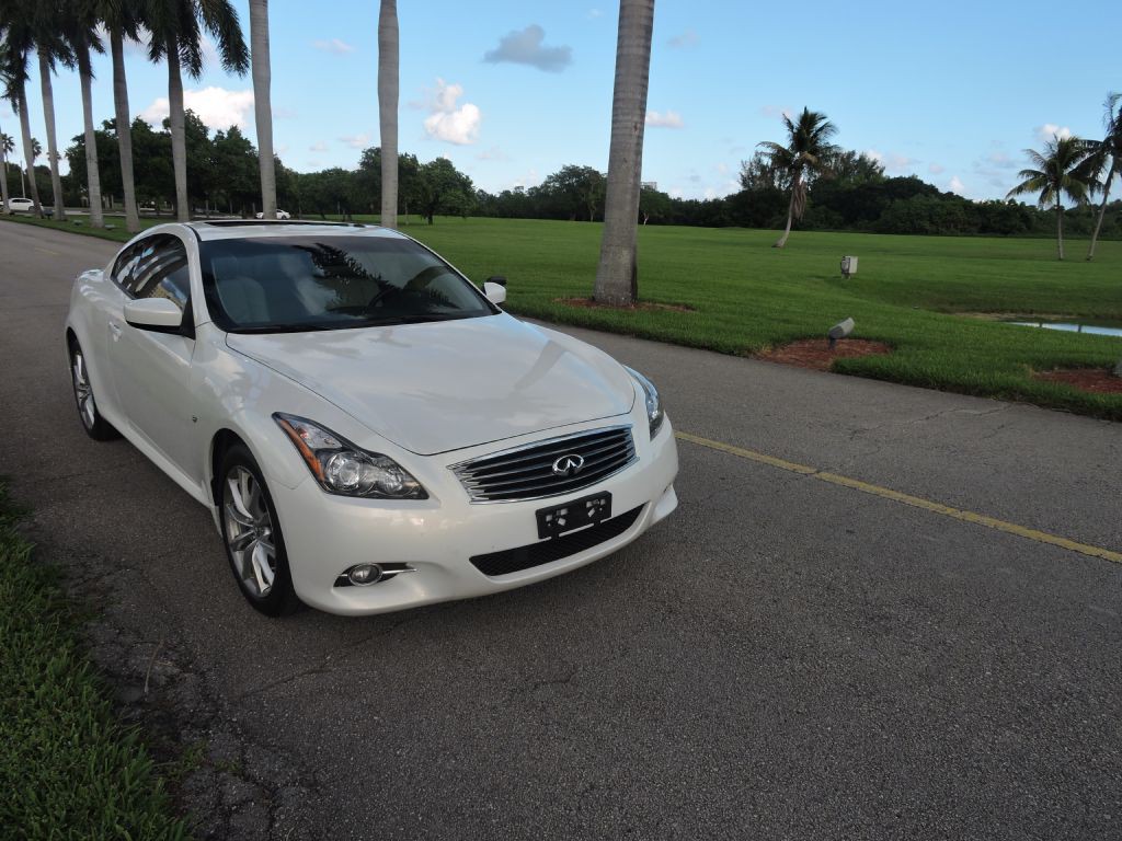 2014 INFINITI Q60 Image 5