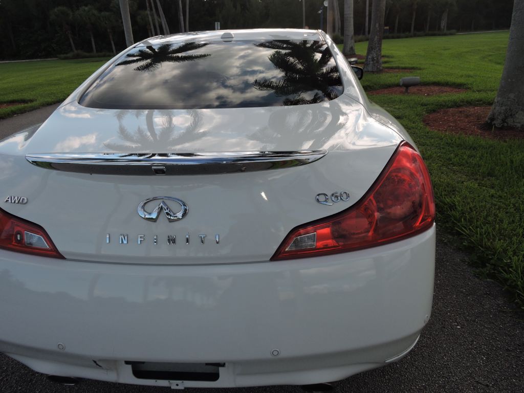 2014 INFINITI Q60 Image 9