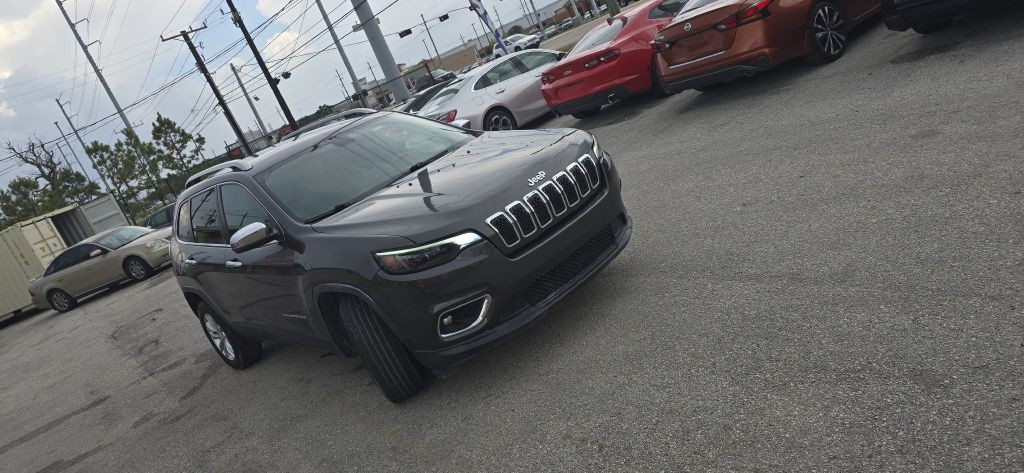 2019 Jeep Cherokee Image 1