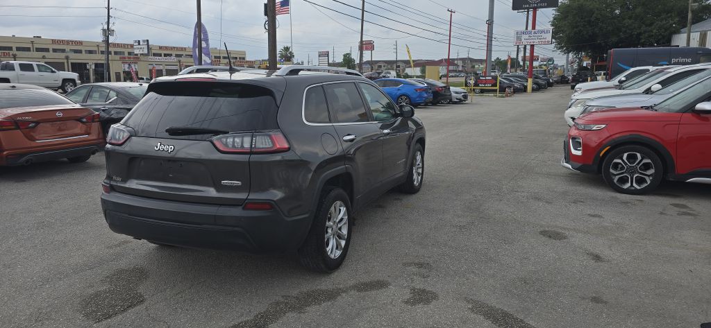 2019 Jeep Cherokee Image 9
