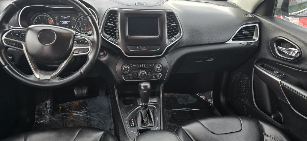 2019 Jeep Cherokee Image 12