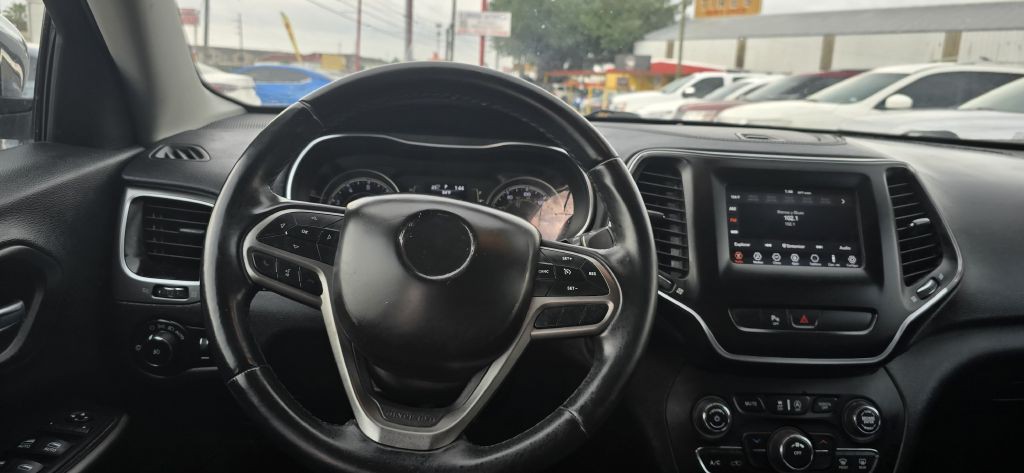 2019 Jeep Cherokee Image 13