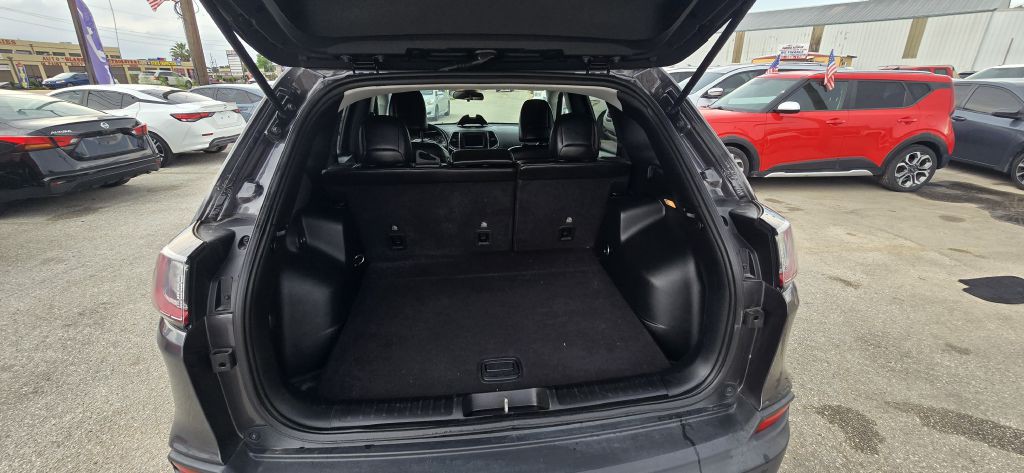 2019 Jeep Cherokee Image 24