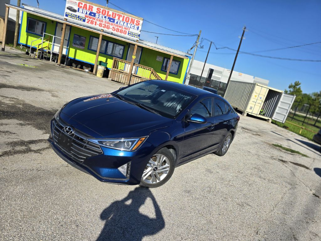 2020 Hyundai Elantra Image 1
