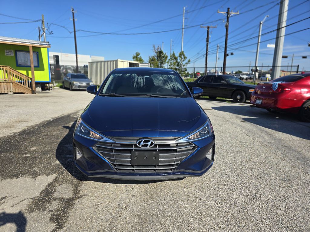 2020 Hyundai Elantra Image 2