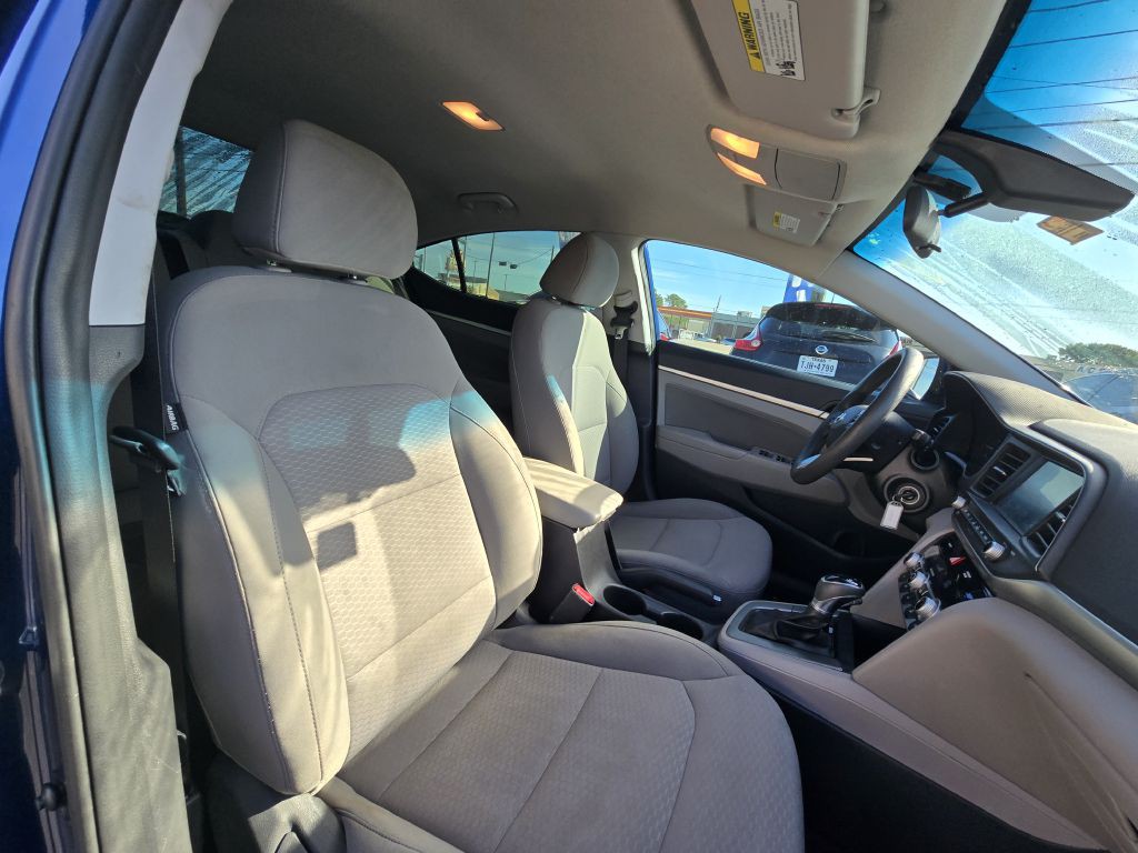 2020 Hyundai Elantra Image 21
