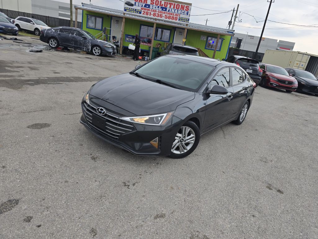 2020 Hyundai Elantra Image 1