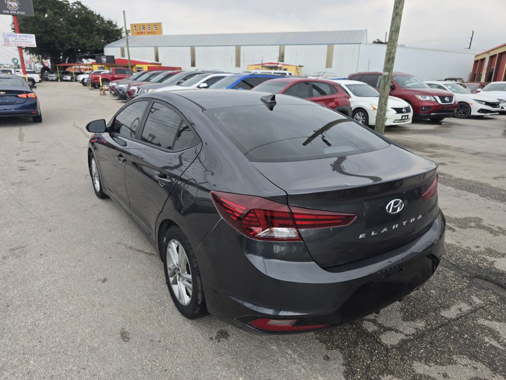 2020 Hyundai Elantra Image 7