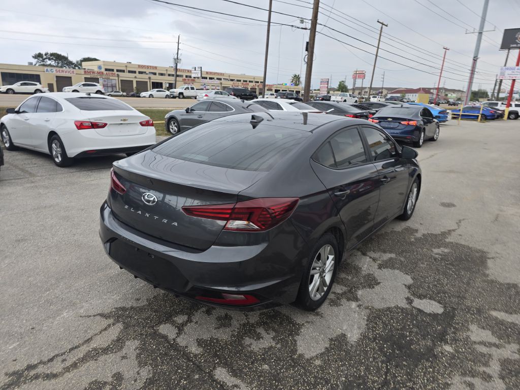2020 Hyundai Elantra Image 9